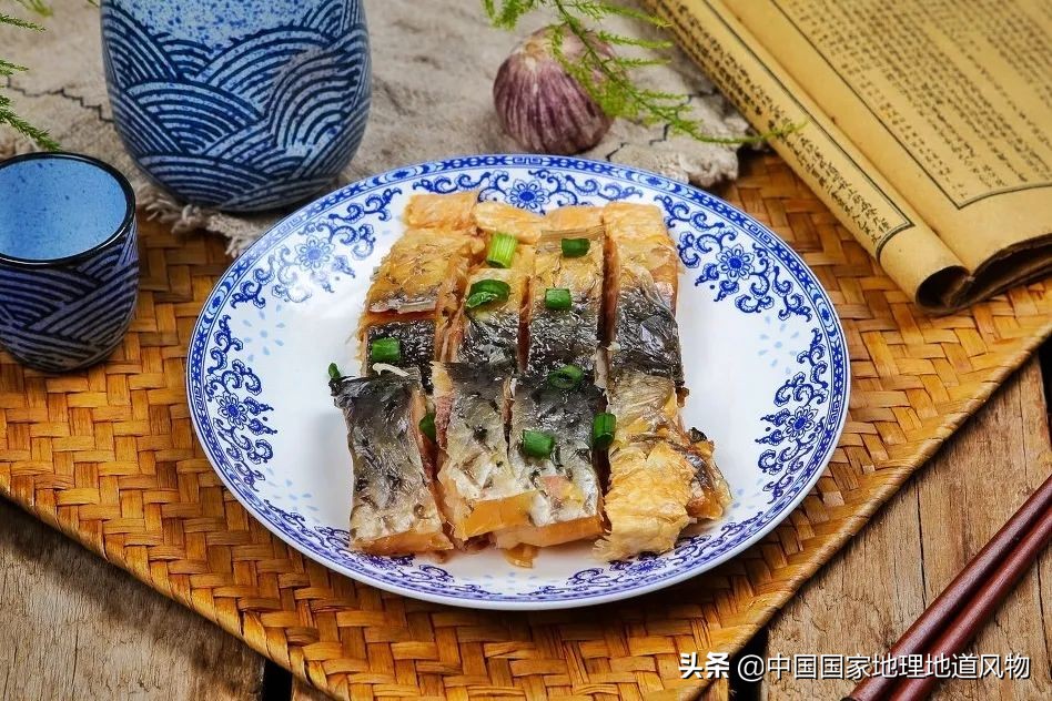 在酒缸里长大的人,泡在酒缸里的人