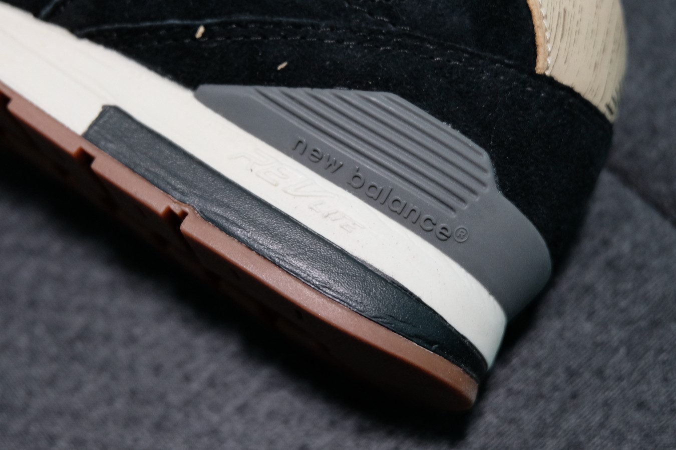 newbalance鞋男款推荐,newbalance运动鞋990v3