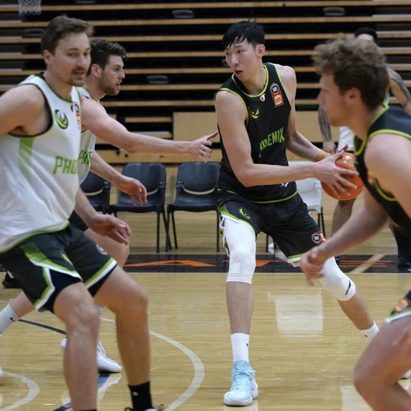 杨瀚森周琦李宁,杨舒予胡明轩赵睿搞笑视频