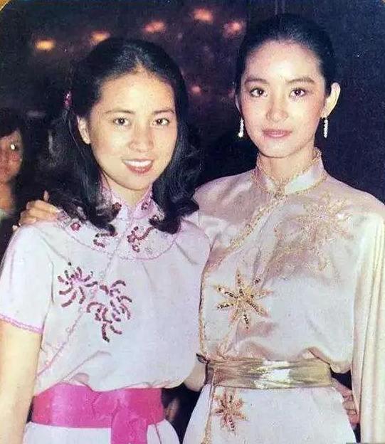 成龙退出林凤娇全资持股公司,成龙退出林凤娇全资持股公司了吗