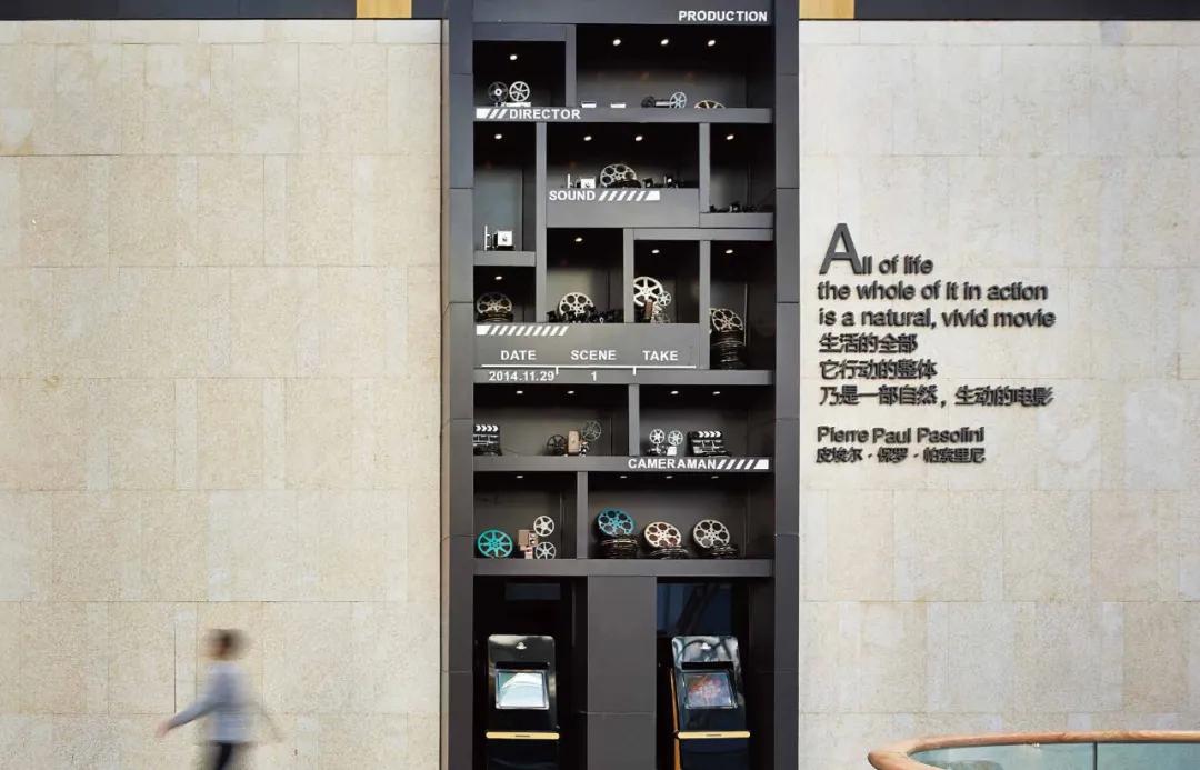 以前的万达影城,来万达影城看电影过大年的说说