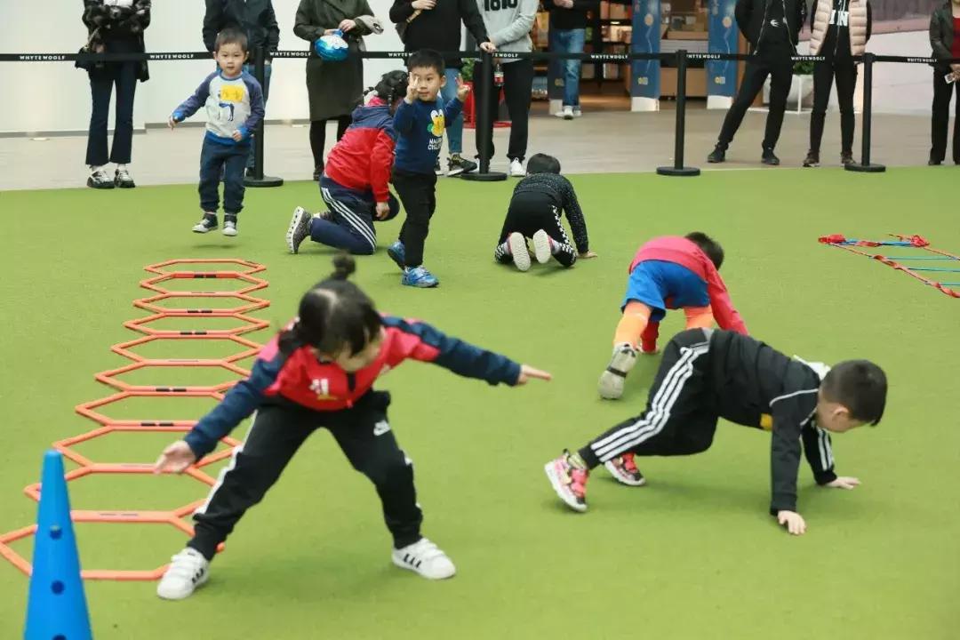 探店达人21天陪跑训练营,成都体能少儿馆
