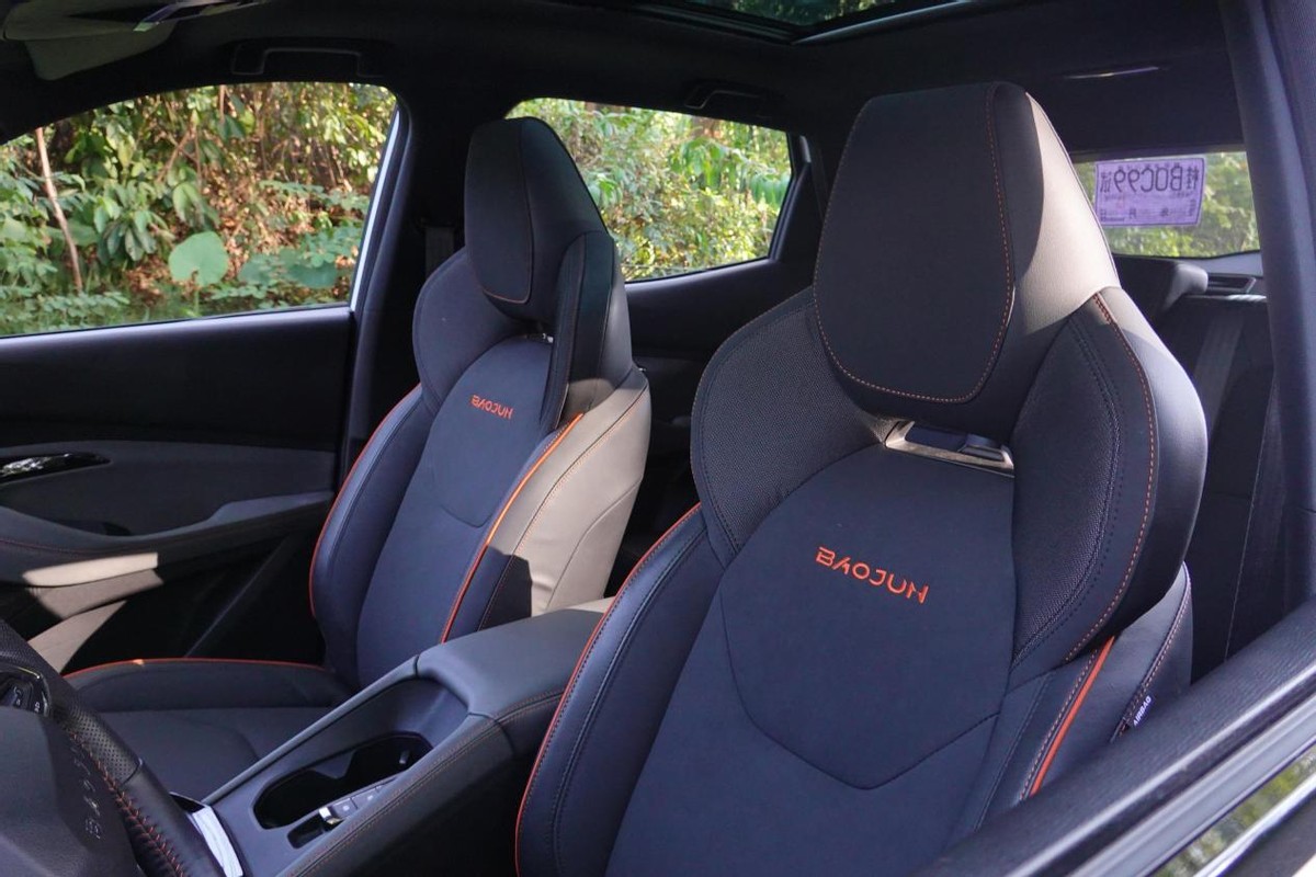 运动感轿跑,运动性能大轴距轻混车型推荐