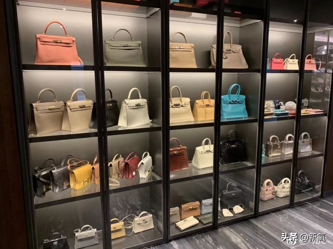 抄袭正牌总裁夫人的MiuMiu，张大奕最新暗戳戳挑衅的文案也太够了