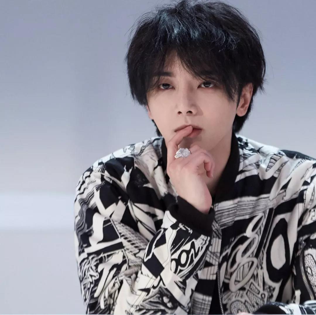 爱豆壁纸好运图片高清大图,明星爱豆头像