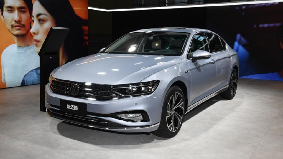 小保养费用247元,小保养369元