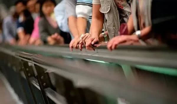 澳洲华人快递事件,澳洲最大华人快递事件