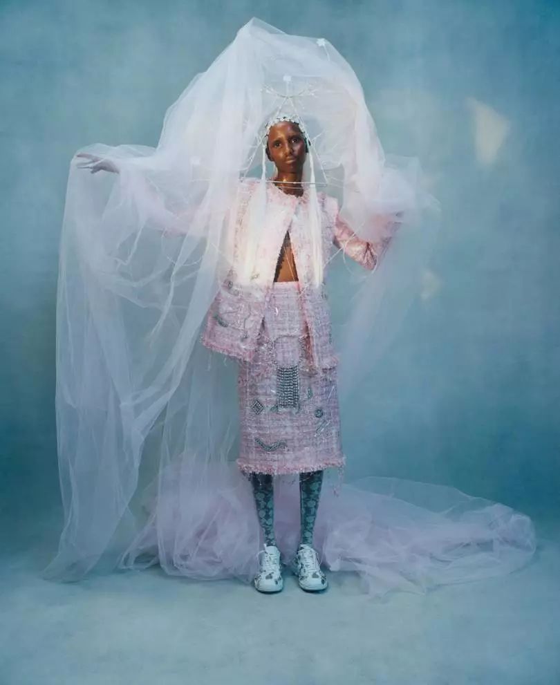 「布稀奇」和明星们的COS相比，你们万圣节的花手骷髅弱爆了