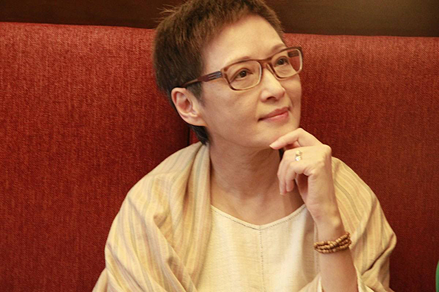 结婚3个月离婚，她选择昄依佛门：找到自我的人生，皆是“美景”