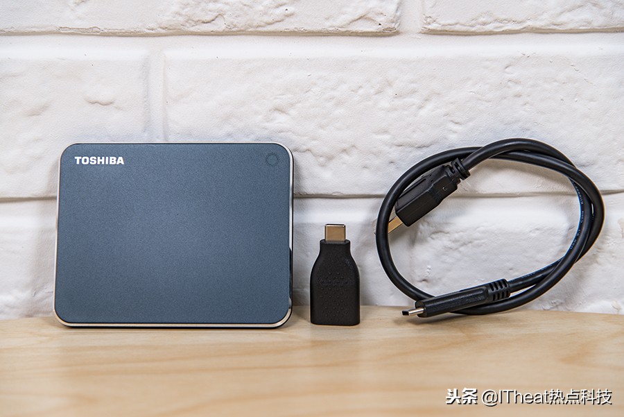 东芝xs700评测,东芝p300硬盘测评