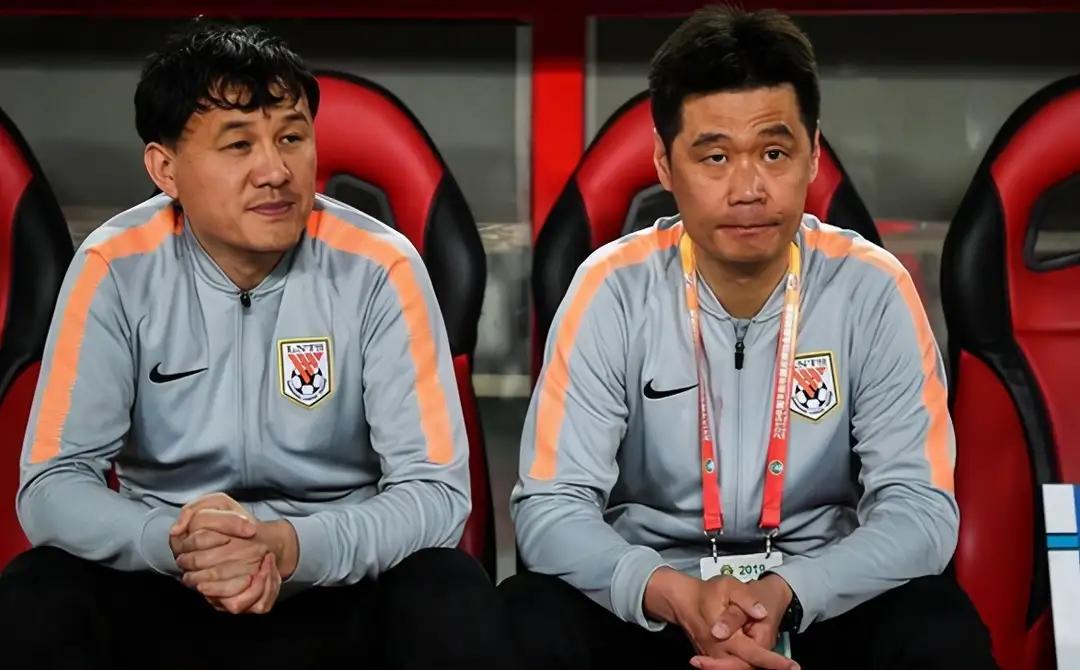 蒋光太李铁埃弗顿,蒋光太李霄鹏国足