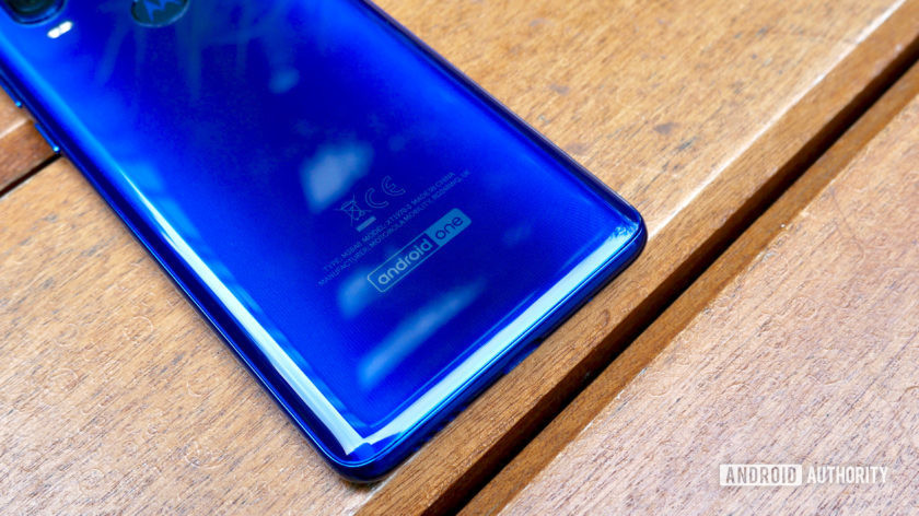 鎽╂墭缃楁媺onevision鎬绘垚,motorola娣卞害娴嬭瘎