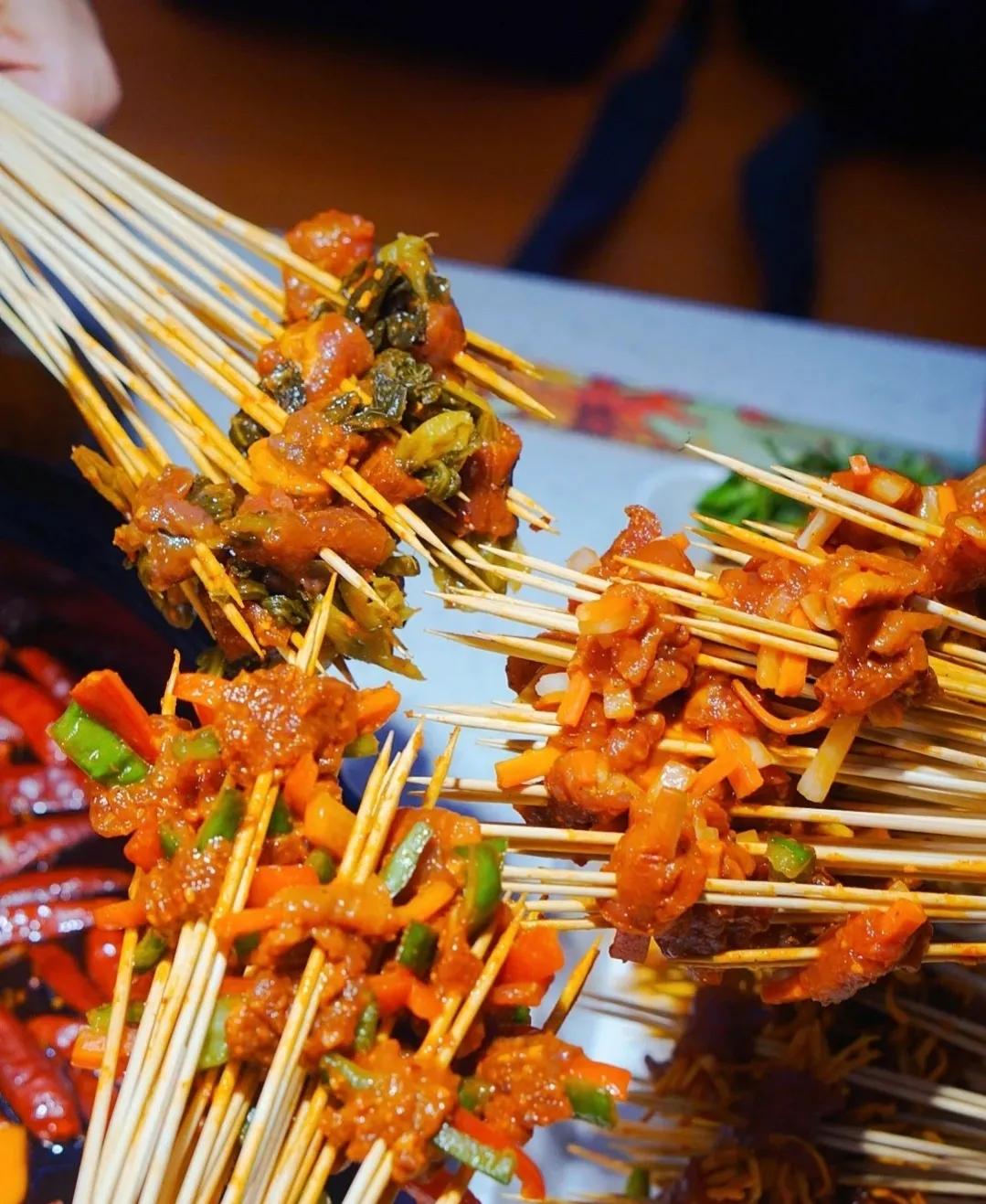 国庆到成都挑战味蕾安逸一趟,成都自由行3-4天建设路攻略