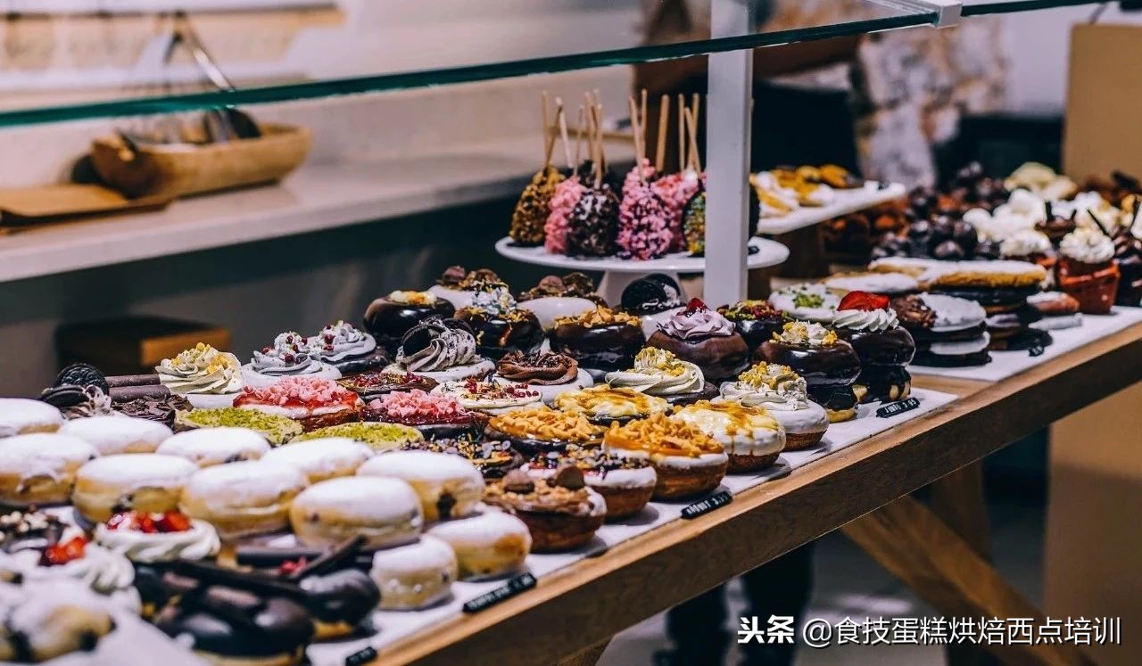 想开一家甜品烘焙店,你必须知道的七大指南