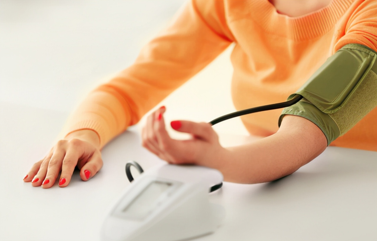 中老年人血压150要吃降压药吗,高压150低压100需要吃什么降压药