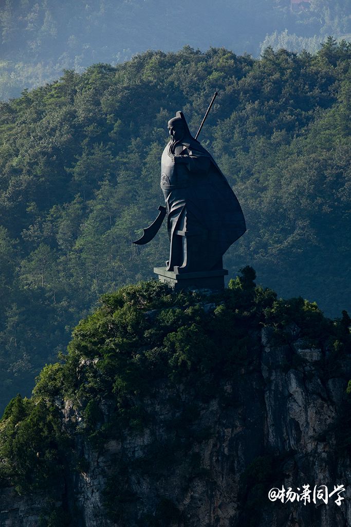 襄阳春秋寨景区游玩攻略,襄阳春秋寨附近还有什么景点
