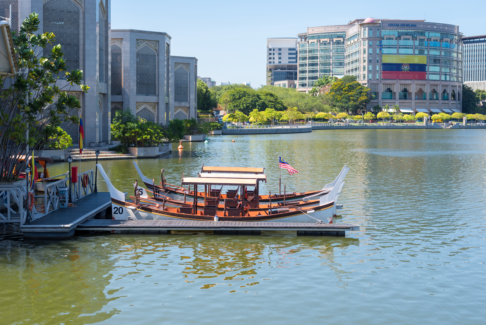 马来西亚首都吉隆坡是海滨城市吗,吉隆坡为什么是马来西亚首都