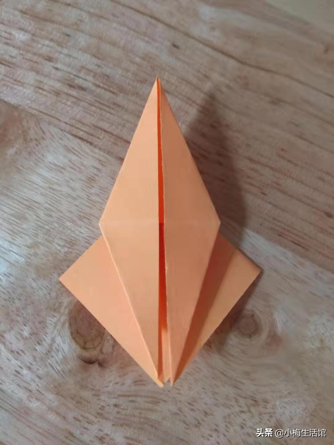 可爱的手工折纸小鱼,折法简单,适合小朋友学的折纸鱼