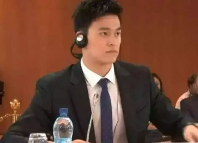 孙杨遭受质疑的来龙去脉,孙杨官方声明