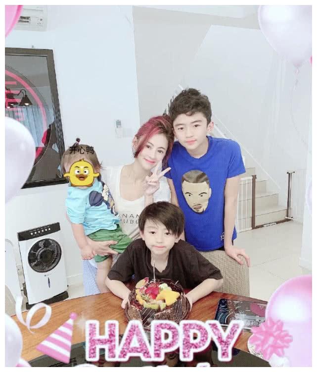 张柏芝点赞王菲,张柏芝点赞王菲照片