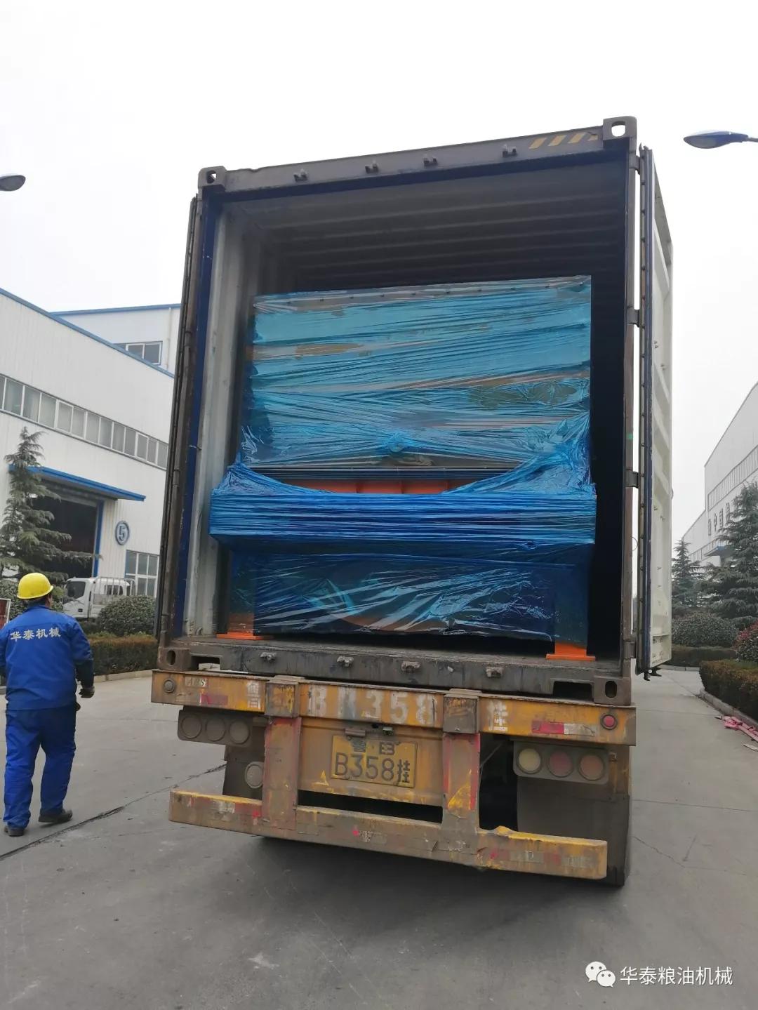 河南华泰粮油机械项目,棕榈果榨油机器