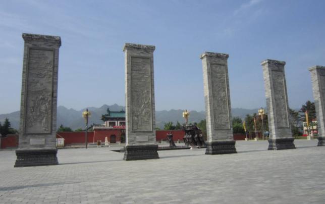 带你了解大报恩寺琉璃塔,报恩寺琉璃塔遗存