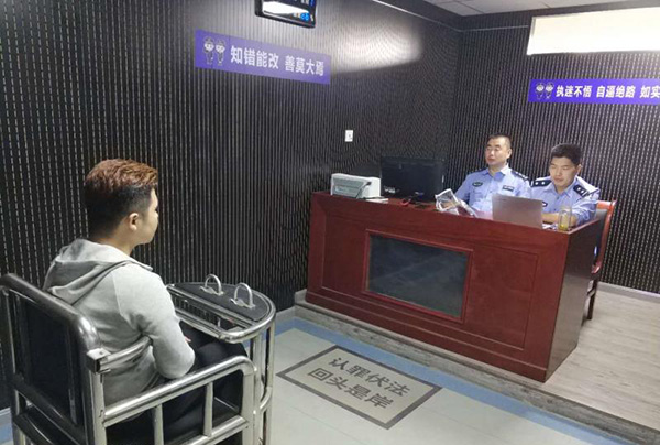 南阳最近发生的网上诈骗案,河南南阳约聊特大诈骗团伙落网