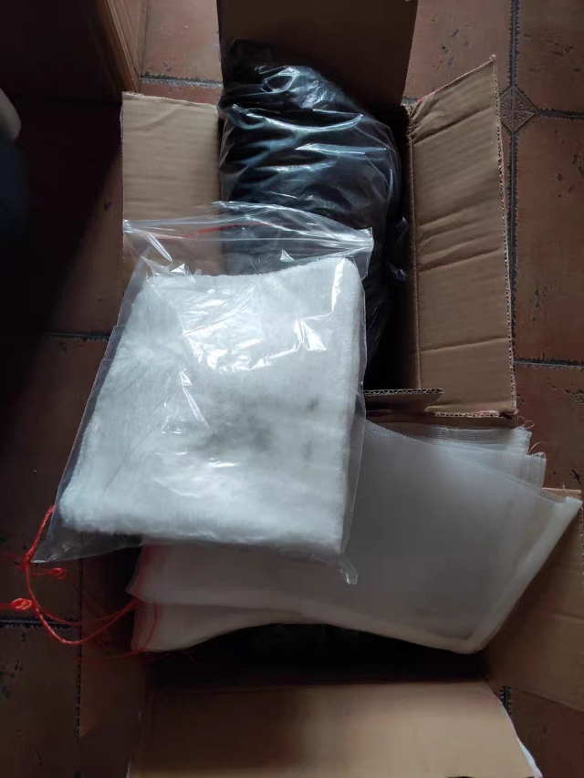 鱼缸过滤活性炭对硝化菌有影响吗,活性炭可以除鱼缸里的有害物质吗