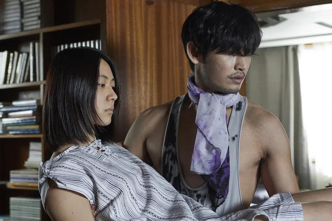 叔叔为瘫痪女孩复仇韩剧,瘫痪女孩叔叔出狱疯狂报复