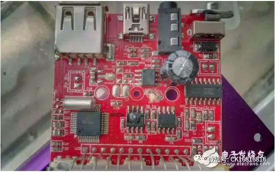 音响功放机维修100例及故障,功放机小音量时声音失真怎么维修