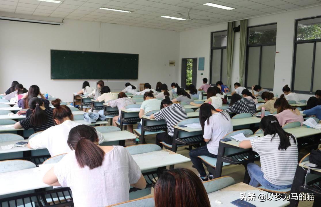 比较热门的专业排名,十大热门就业专业排名