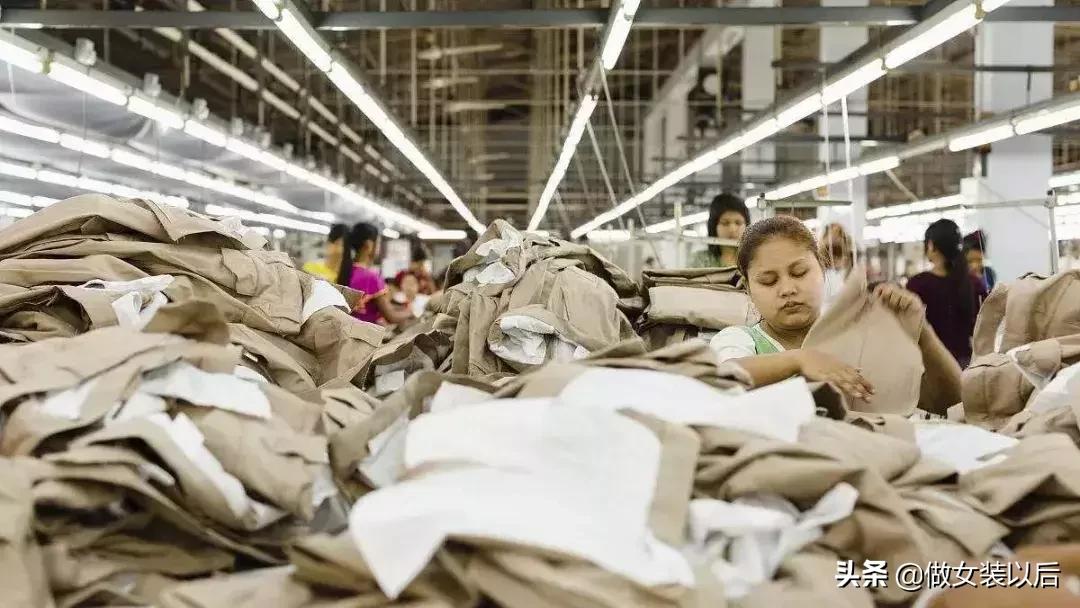 开服装店一年12个月该怎样进货,服装店老板都是怎么进货的