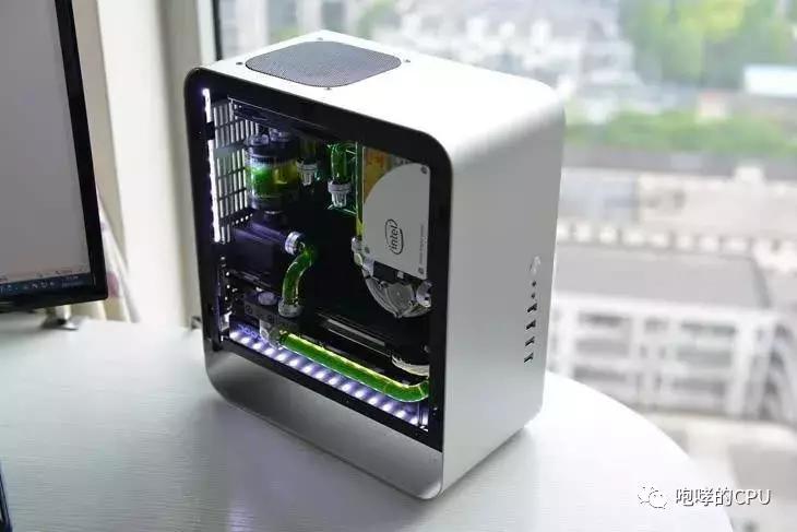 电脑走线乱?一招解决它!