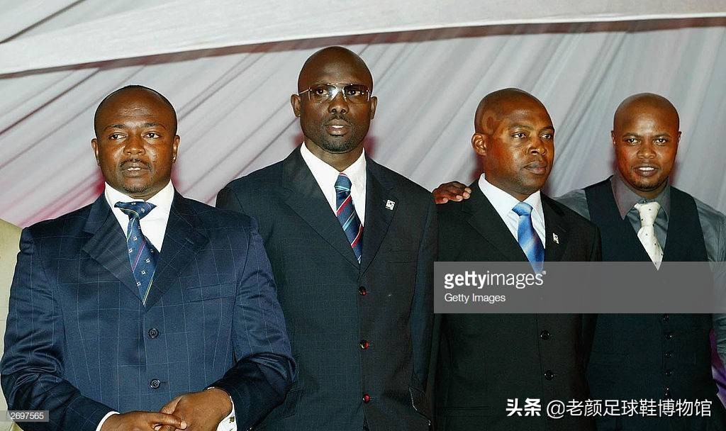 缅怀非洲50大球星之一，南非足球英雄，专虐国米后防的黑又硬