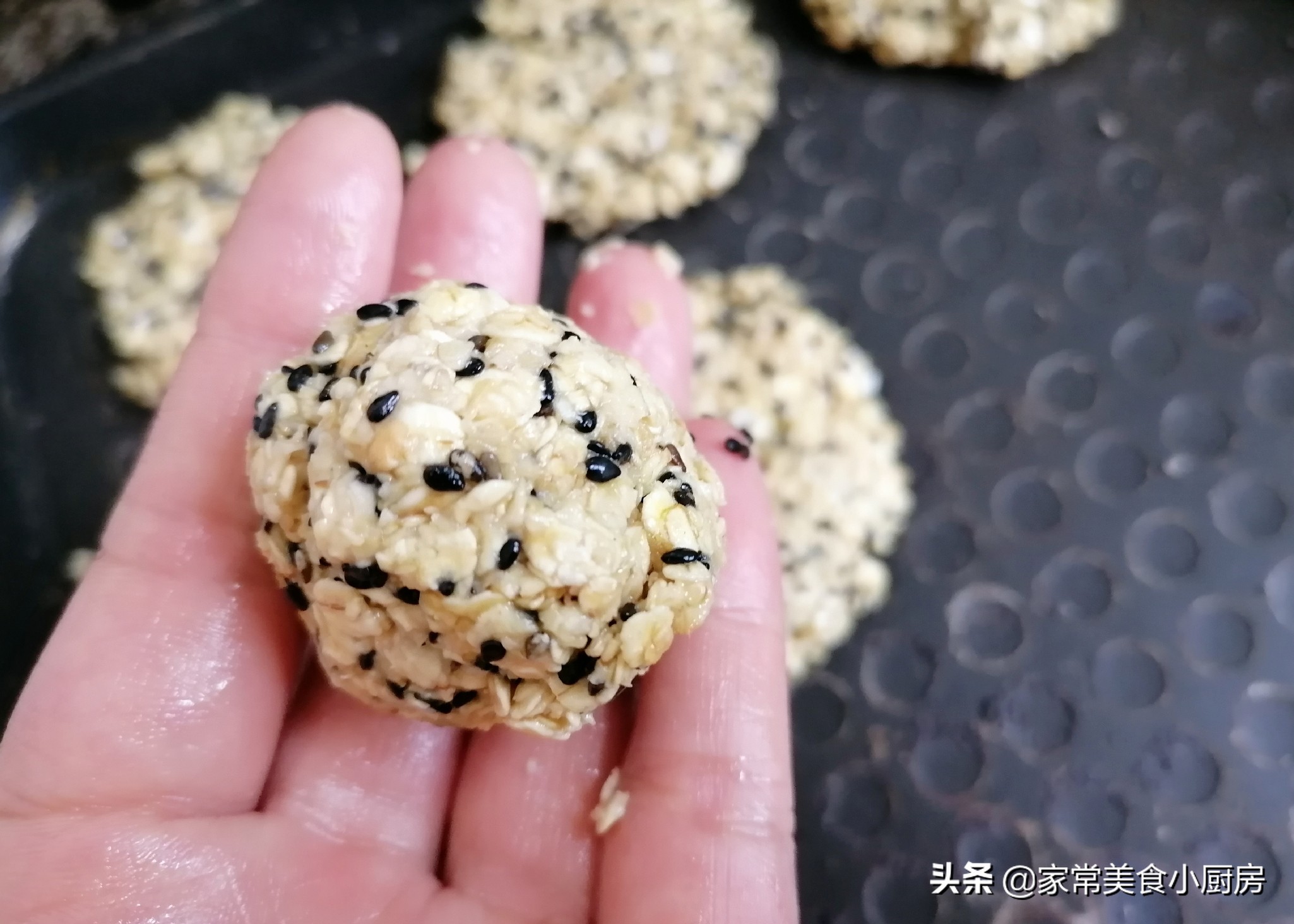 电饼铛怎么做燕麦饼干,自制减肥燕麦饼干无烤箱