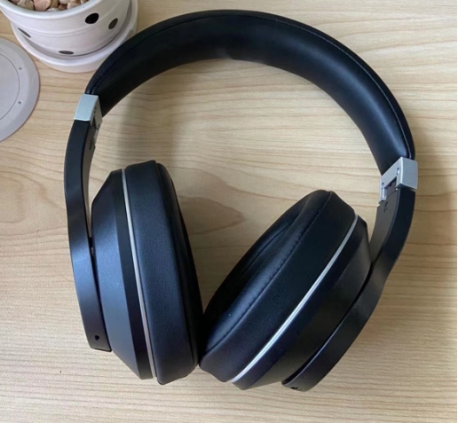 无线耳机和有线的耳机有什么区别,无线耳机和有线耳机差距有多大