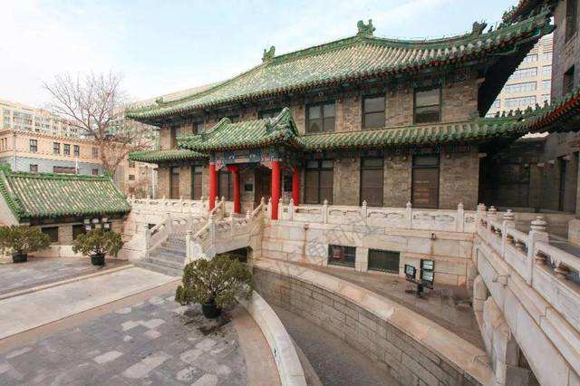 全国面积最大的大学堪比一座小县,全国面积最小的十大大学