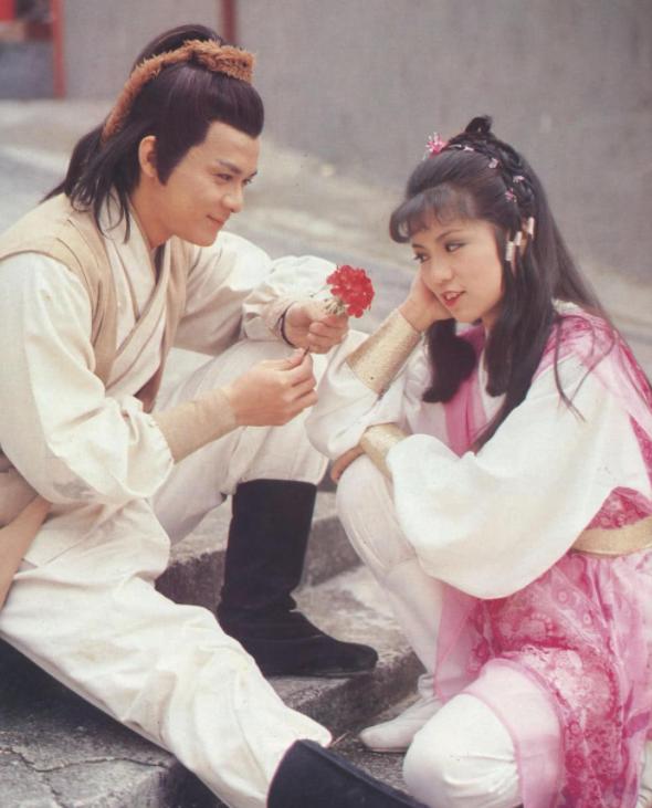 新射雕英雄传欧阳克出场,新版射雕欧阳克被困荒岛吃兔肉