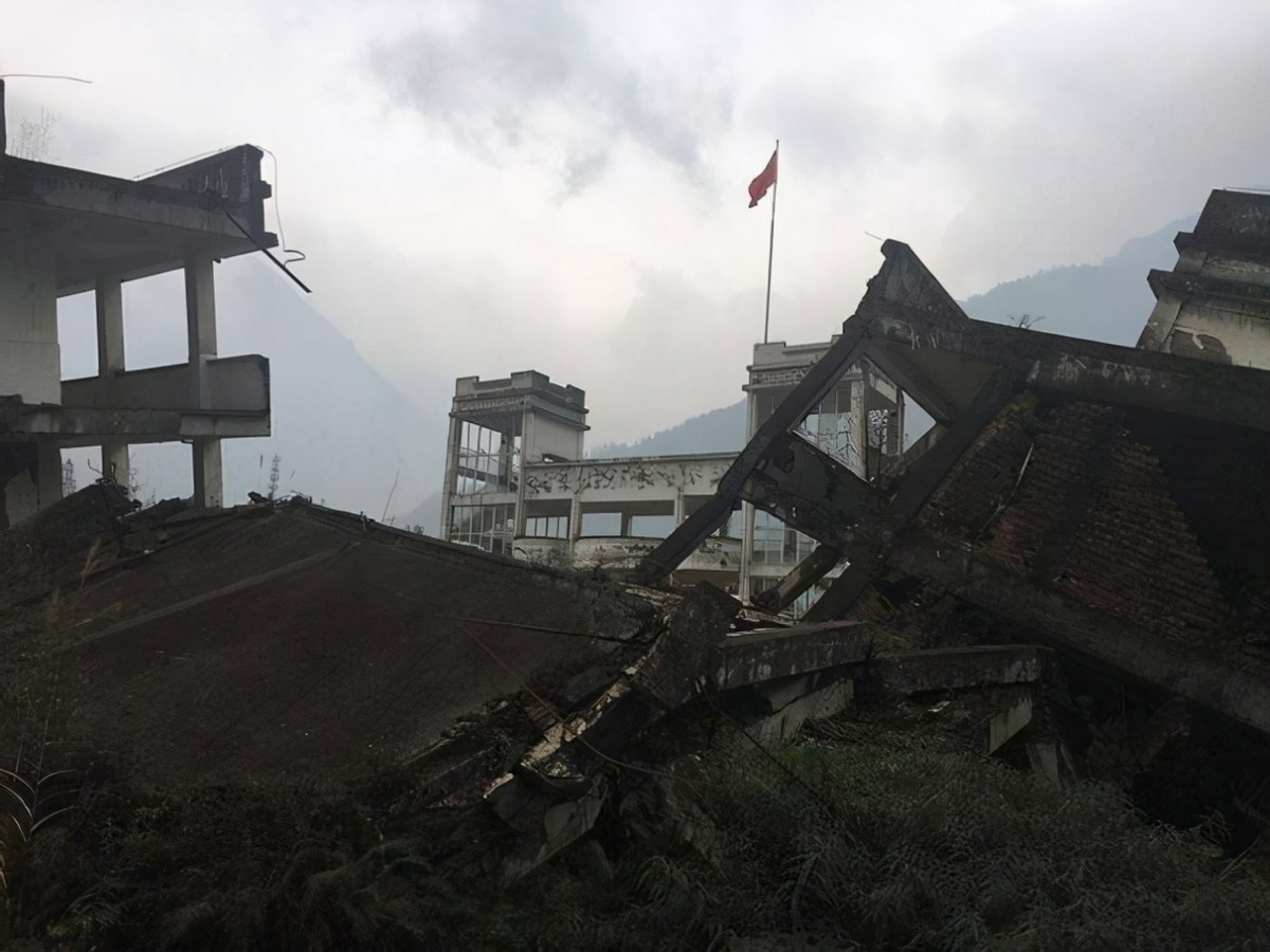 四川泸定发生6.8级地震新闻怎么写,四川泸定发生5.6级地震直击现场