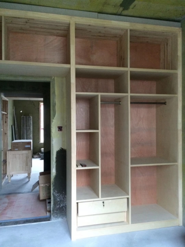 实木打柜子刷什么油漆好,柜子喷漆和刷漆区别效果图片