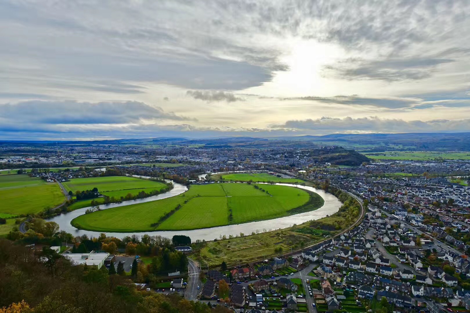 浼︽暒閮藉競澶у浠嬬粛,浼︽暒閮藉競澶у