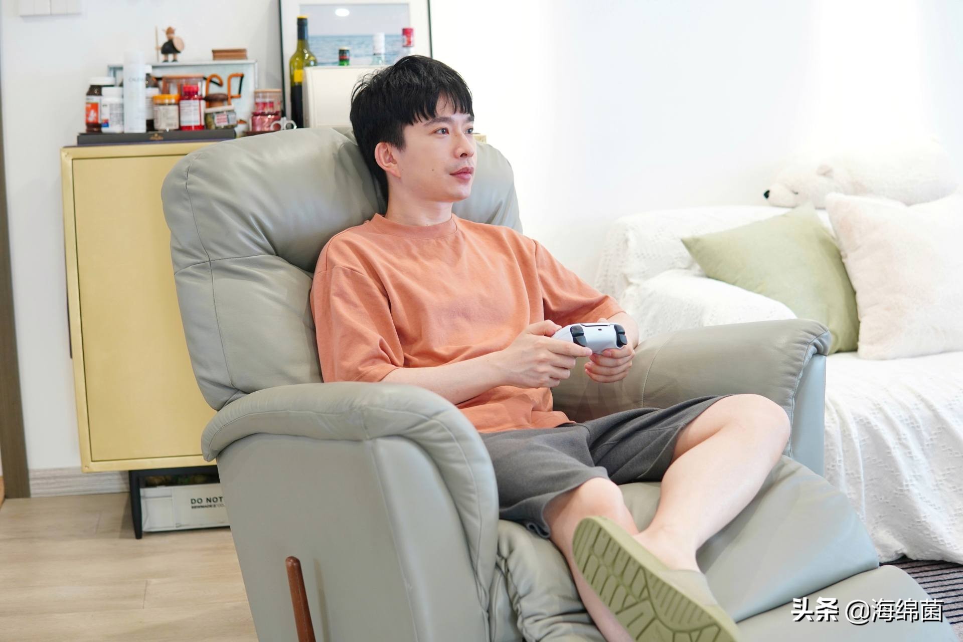 休闲阳台升级，好坐感才是王道：LAZBOY乐至宝功能沙发躺平体验