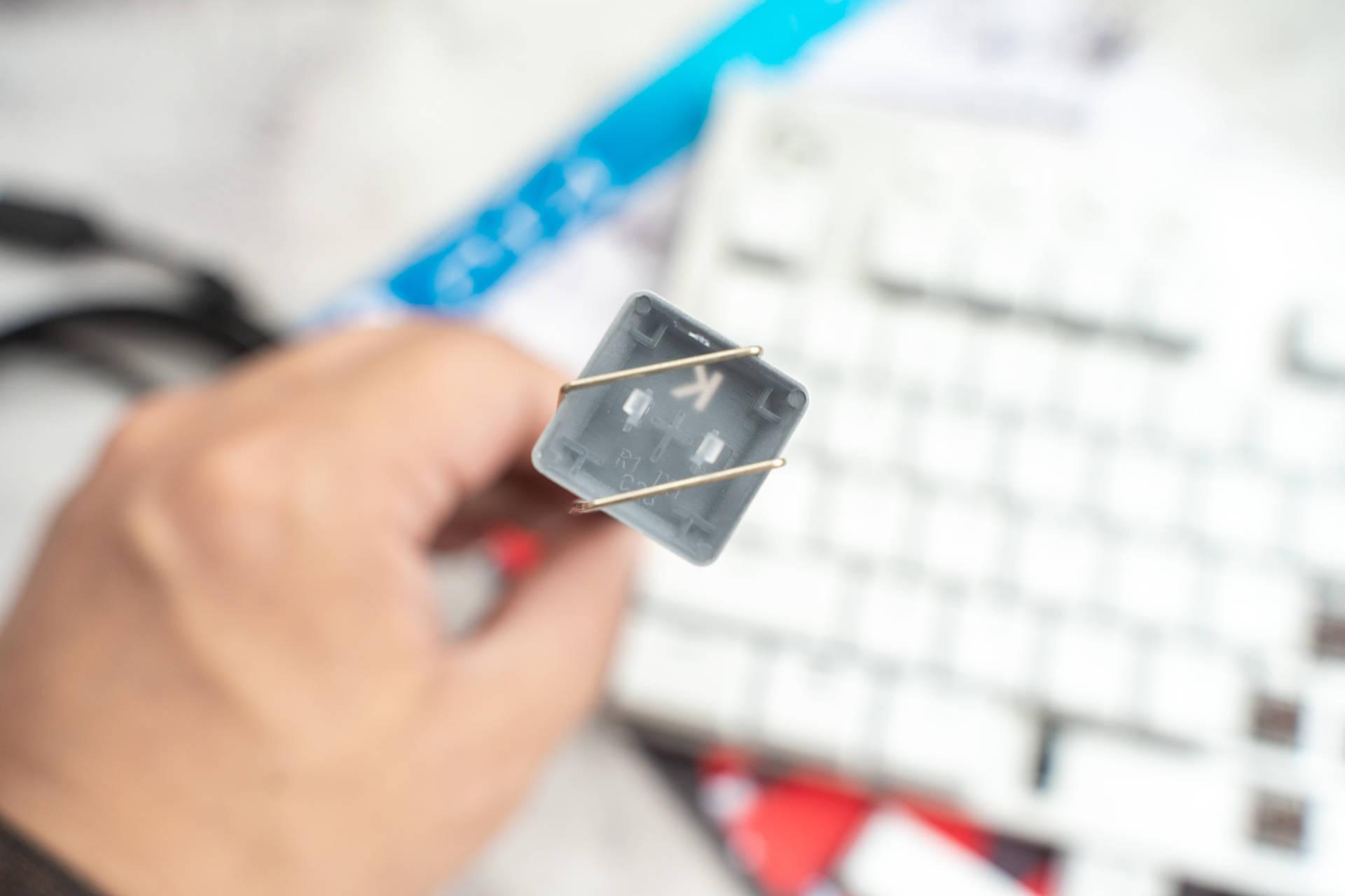 罗技g913tkl与海盗船k70promini,罗技g913和tkl键盘比较