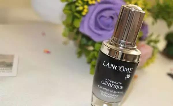 春季必备精华都有哪些呢?没钱也要用的。奶油肌