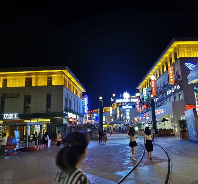 宽厚里蚌埠,百联奥特莱斯和九龙仓奥特莱斯