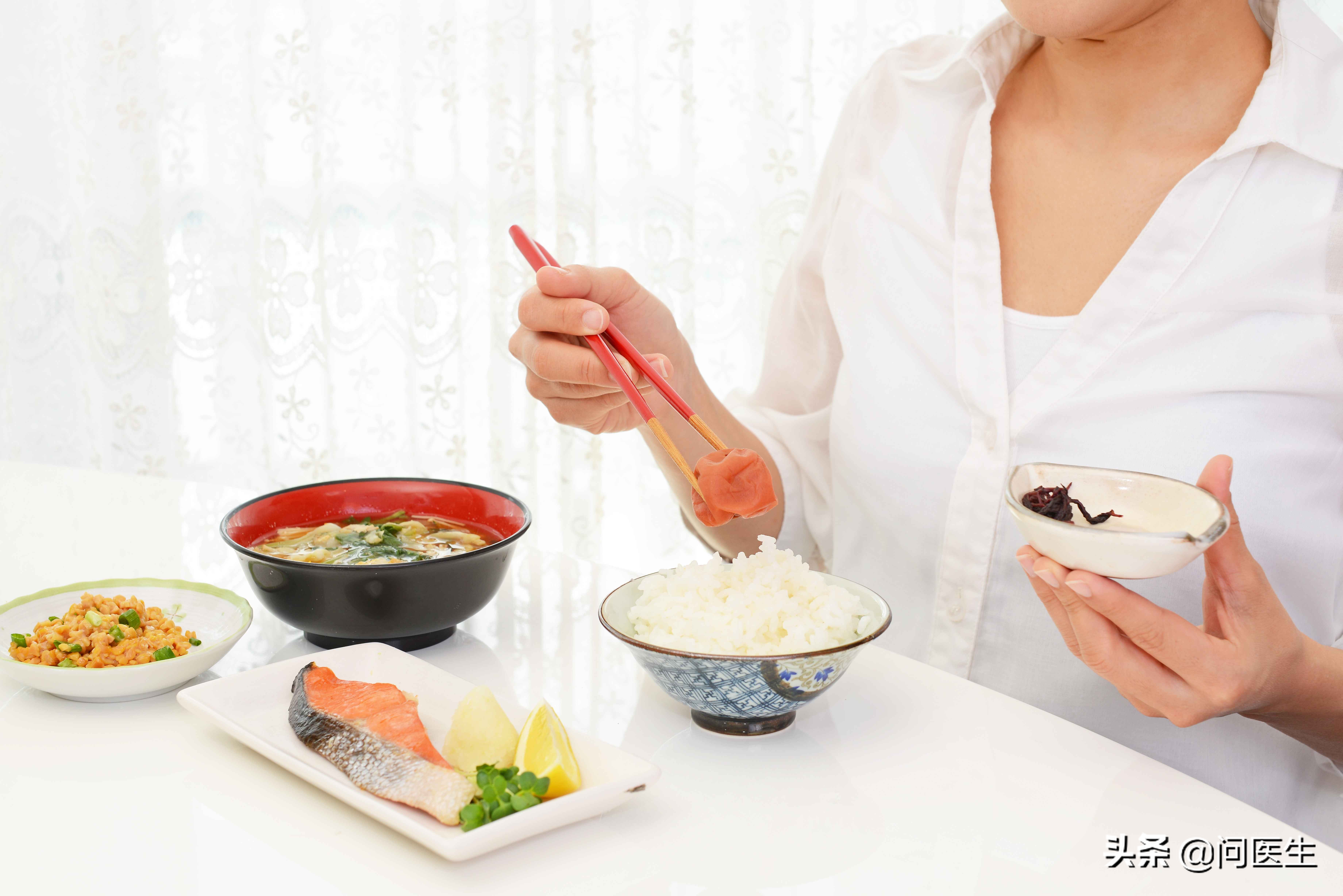 生完孩子肚子松弛皱巴巴怎么减,生娃后肚皮松松垮垮的