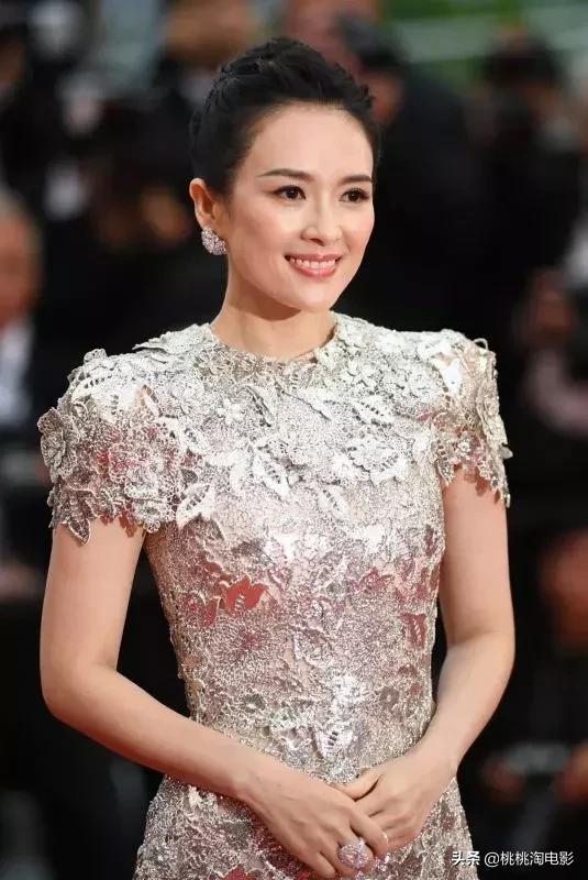 驾驭死亡芭比粉的外国人,能驾驭死亡芭比粉的女人长啥样