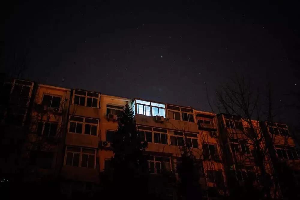 半夜凌晨3点电子门铃突然响,半夜三更门铃响了