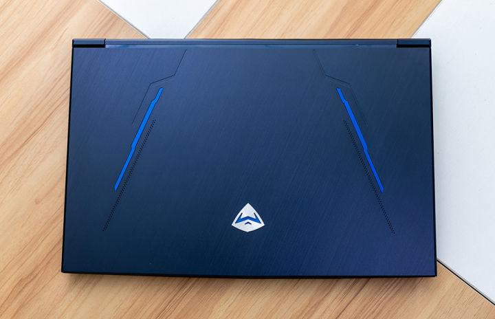 机械师f117-x全面屏15寸游戏测评,机械师游戏本f117-v评测