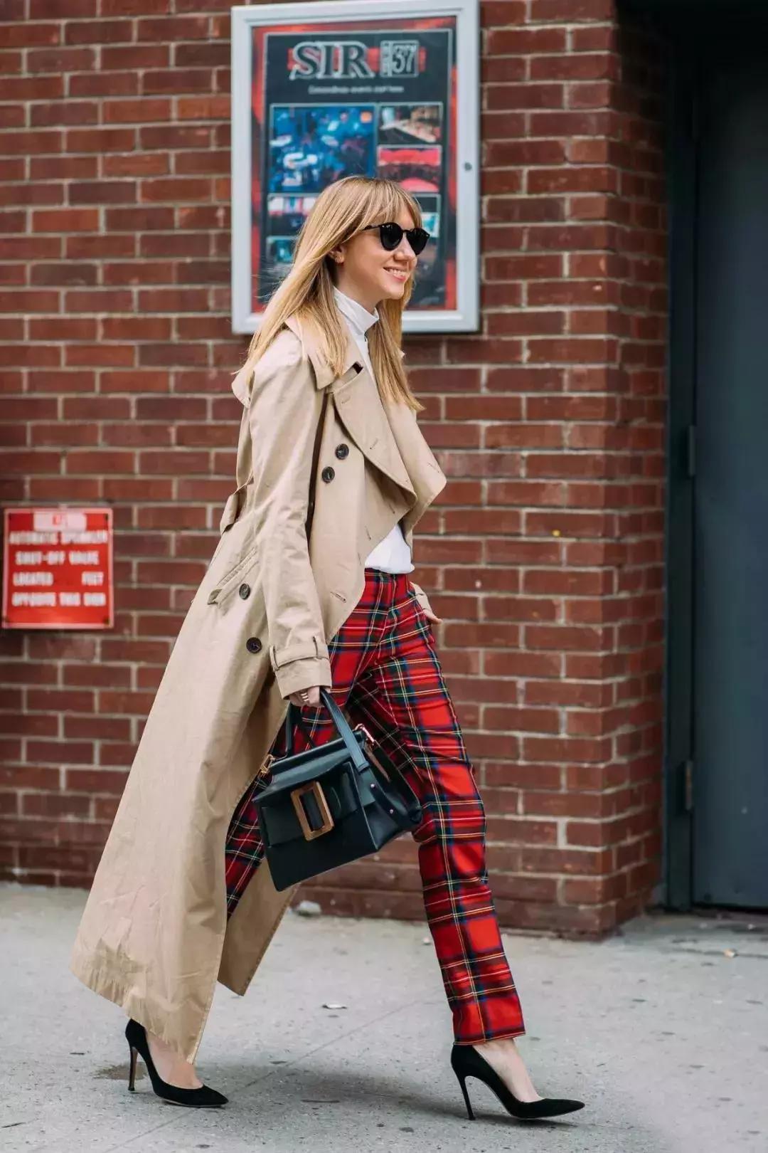 秋天买什么颜色风衣,冬天怎么挑选风衣